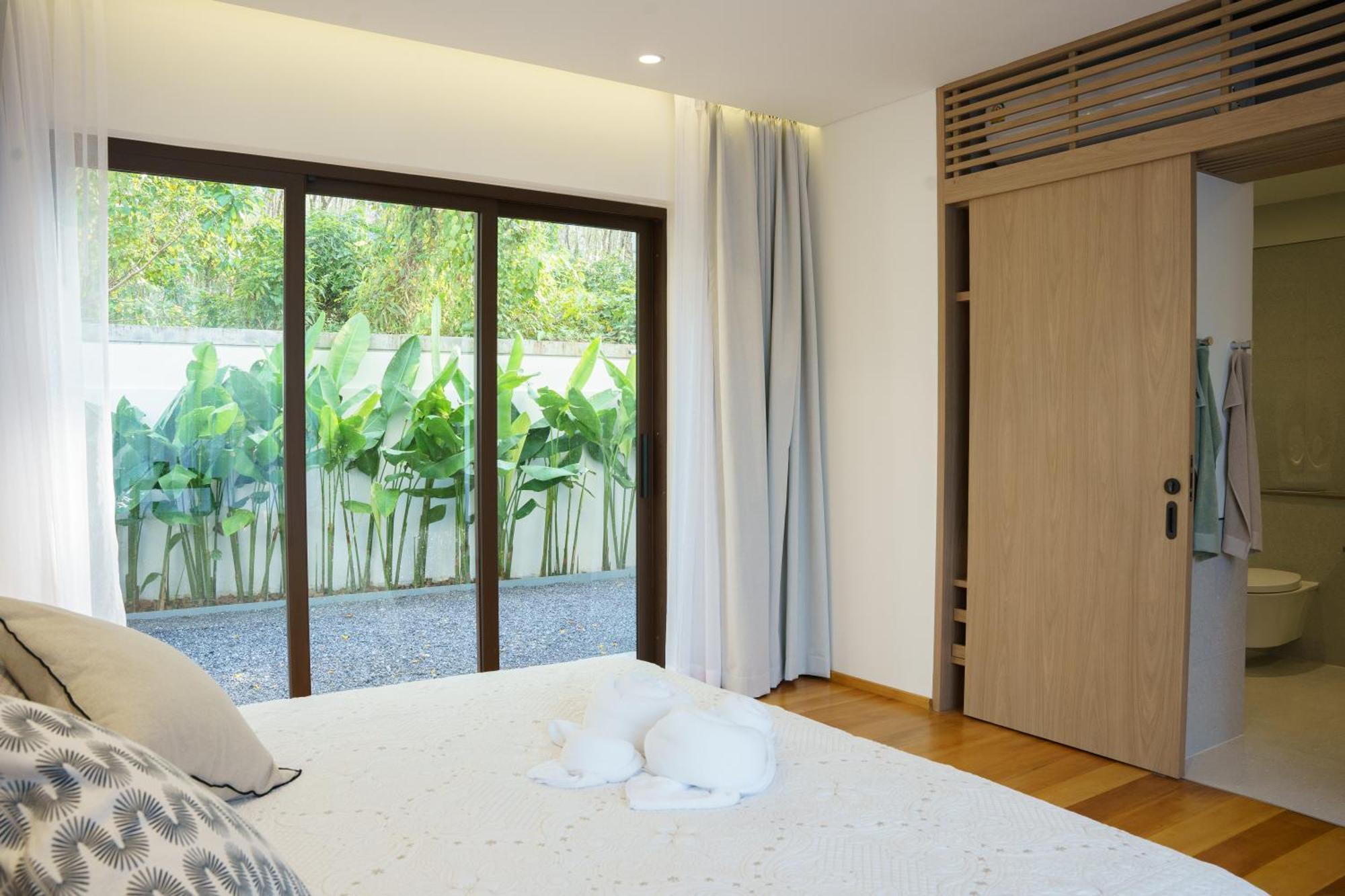 Tree O'Clock Pool Villa - Phuket Таланг Номер фото